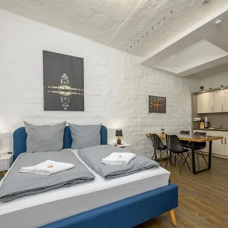 Apartment Arbio I Industrial In Bayerischer Leipzig